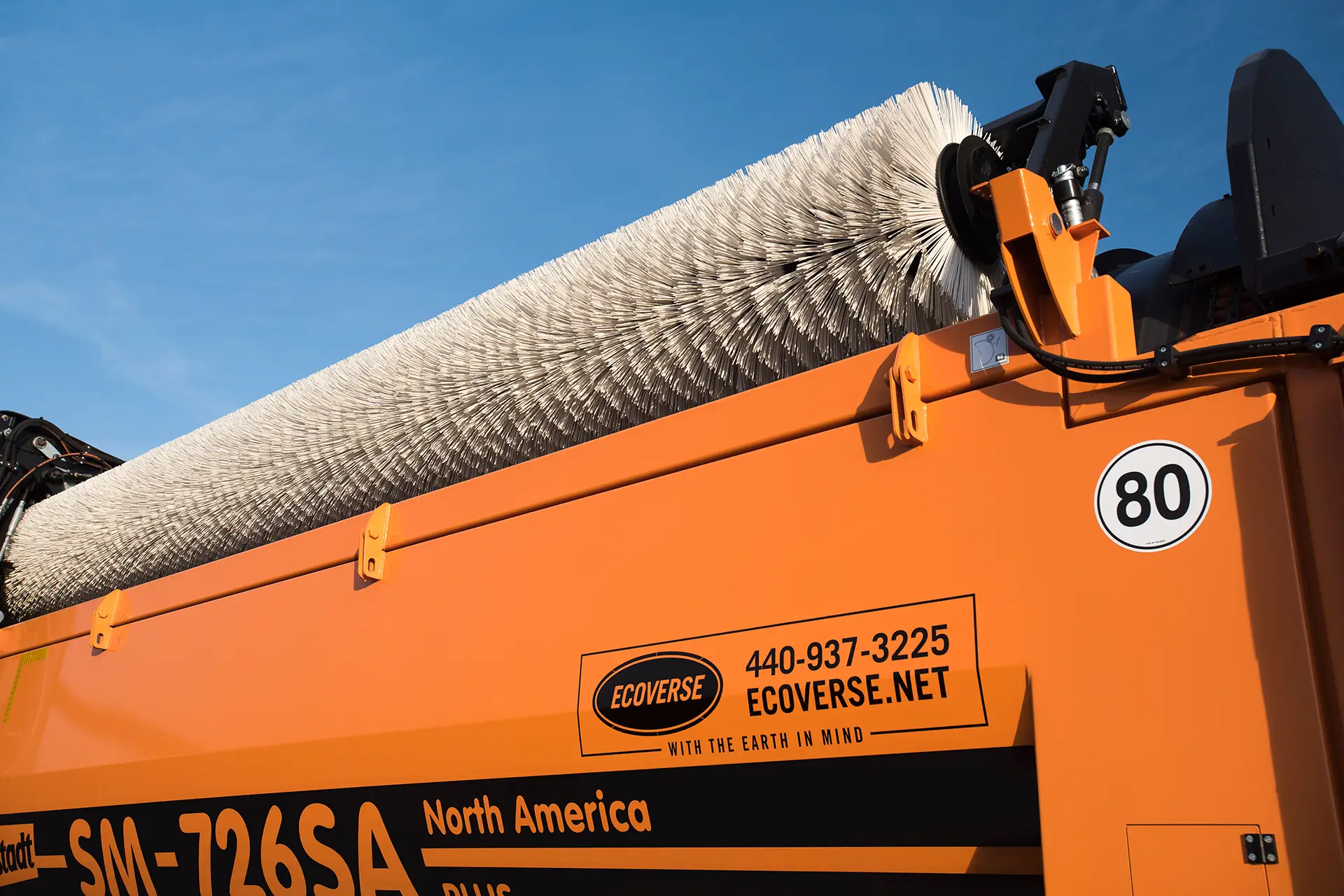 Doppstadt SM-Series trommel screens feature a cleaning brush to keep the drum clean.