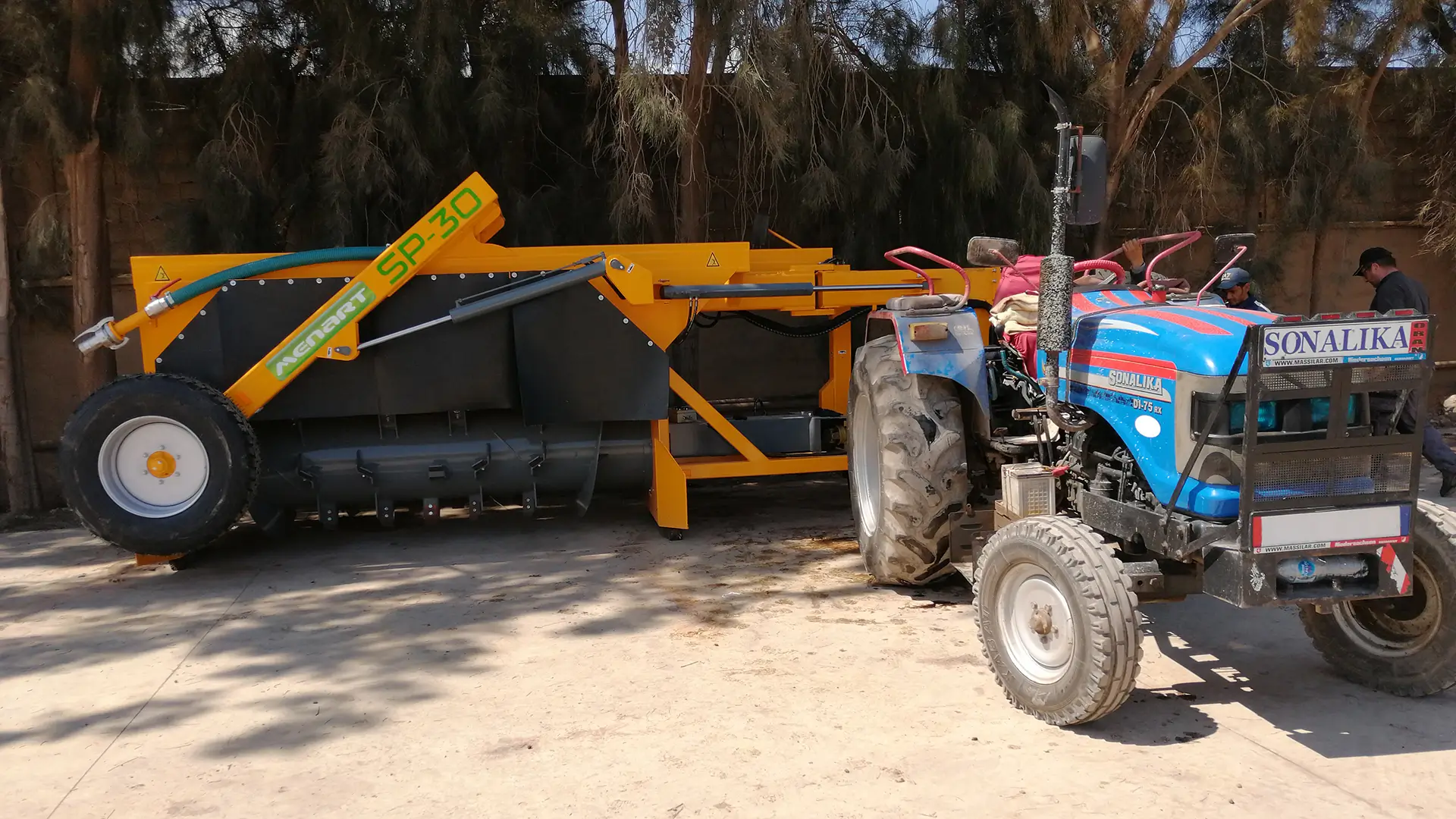 Menart SP-30 & Tractor