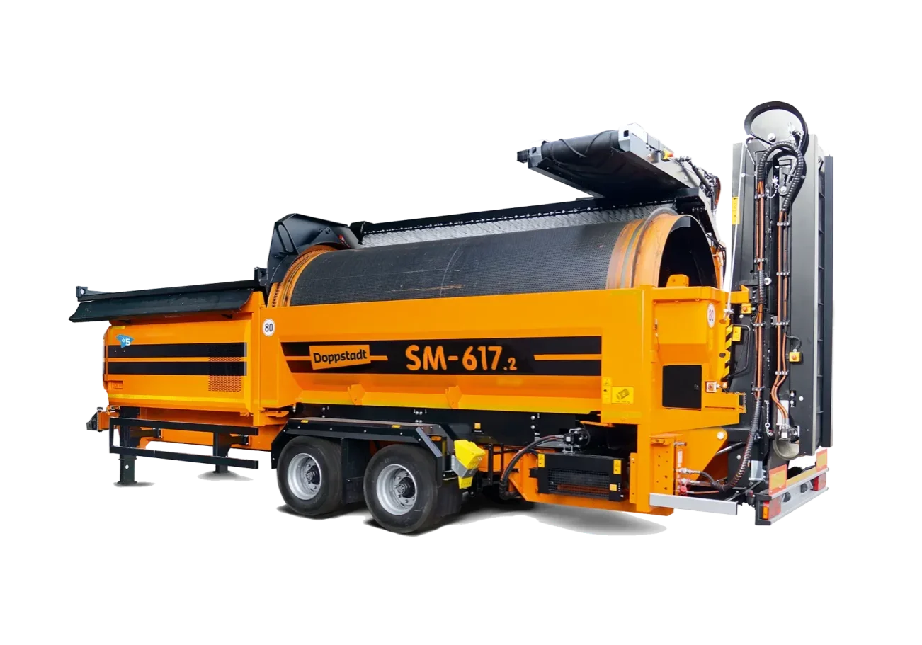 A cut-out image of a wheeled Doppstadt SM 617 trommel screen shows it in transport position.