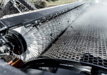 Product-Features_Cleaning-Brush