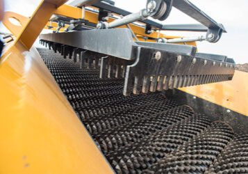 Product-Features_Deck-Cleaning-System